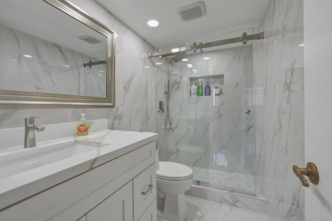 Photo - 371 S Hollybrook Dr Unit 106