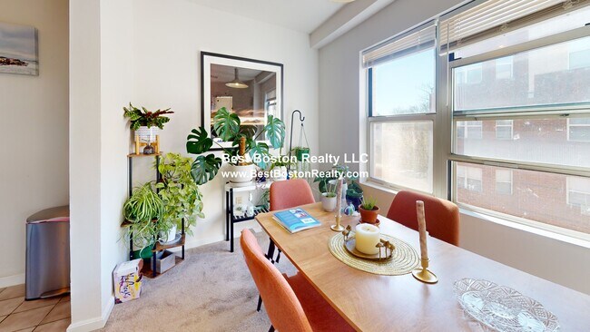 Photo - 175 Beacon St Unidad 314