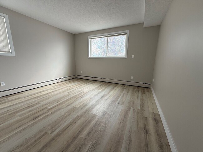 Photo - Apartment in Move-in-ready Bachelor Suite in Meadowlark Unit 2