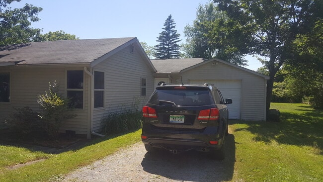 Photo - 4285 Parker Rd