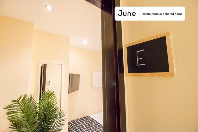 Photo - Room in Shared 5 bed/2 bath home Unidad E