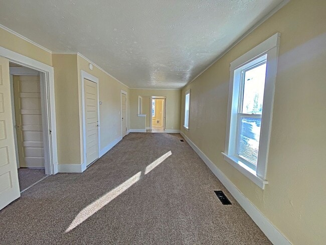 Photo - 4657 Camden Ave