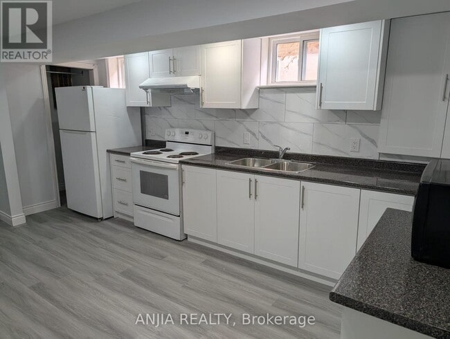 Photo - 2620 Windjammer Rd