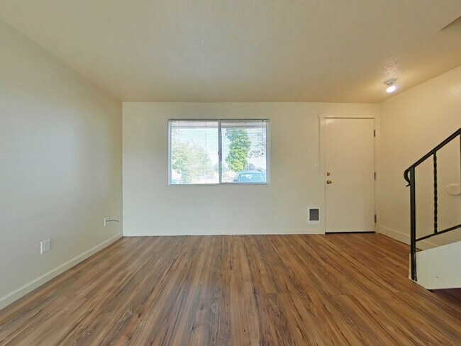 Photo - 2 Bedroom Apartment ~ Centrally Located ~ Philomath Unit 1909 Main Street #H