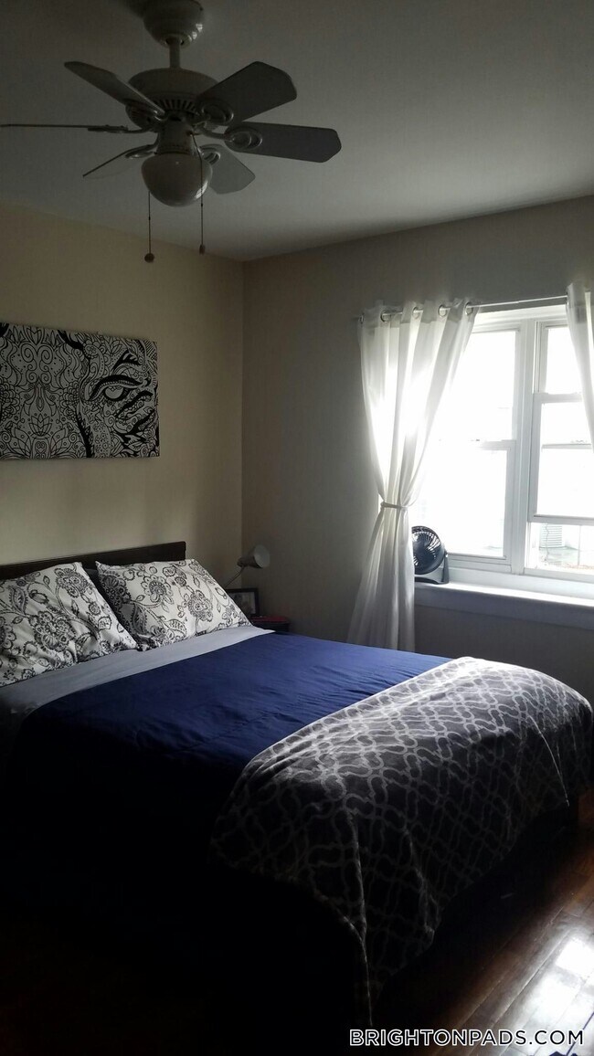 61 Selkirk Rd Unit 3
