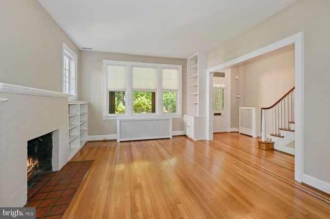 Photo - 3808 Veazey St NW