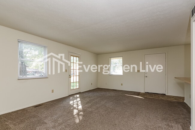 Photo - 8197 Mount Washington Dr