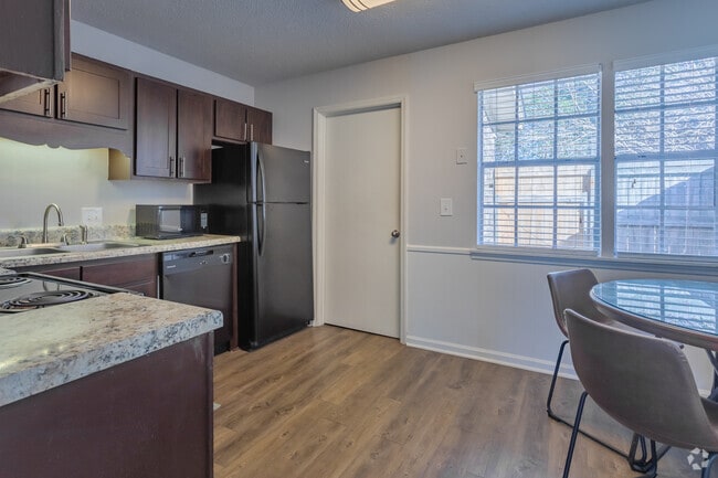 Cocina abierta - Rosewood Townhomes