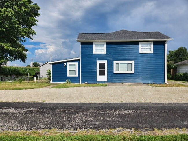 Building Photo - 4696 Harriet Ln Rental