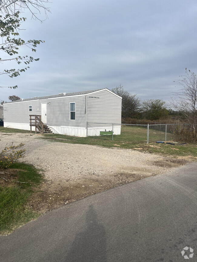 Building Photo - Bullard Mobile Home Park