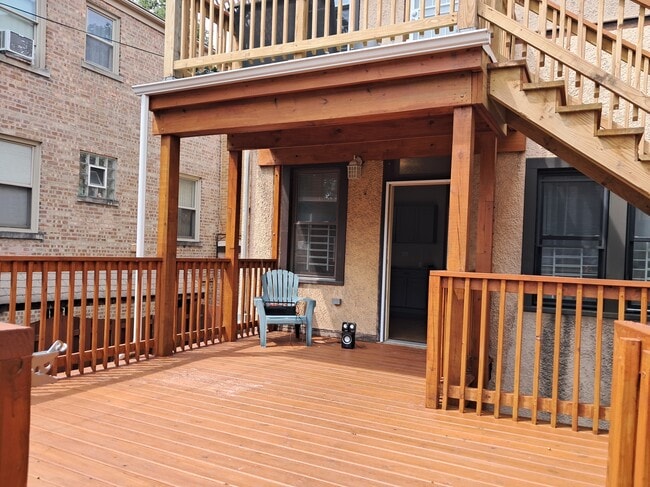 Back h - 2221 W Touhy Ave Apartments Unit #1