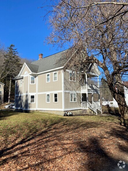 Building Photo - 40 S Main St Rental