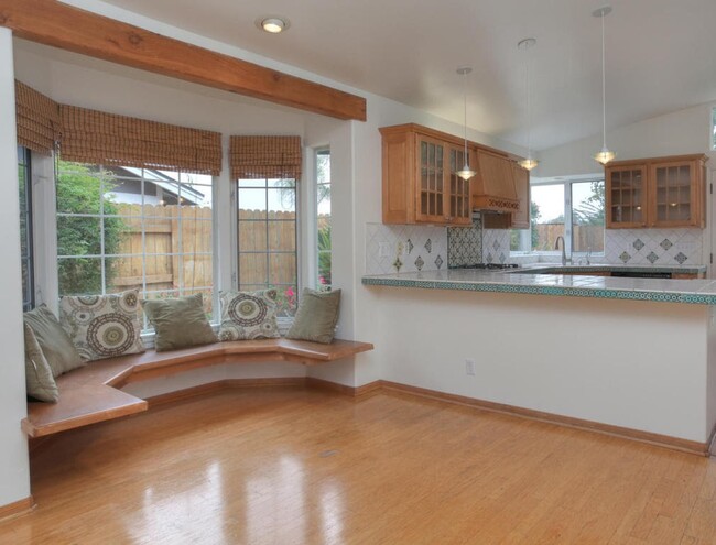 dining nook and kitchen view - 4025 Via Diego Condo Unit A