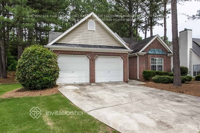 Photo - 180 Eastfield Ct