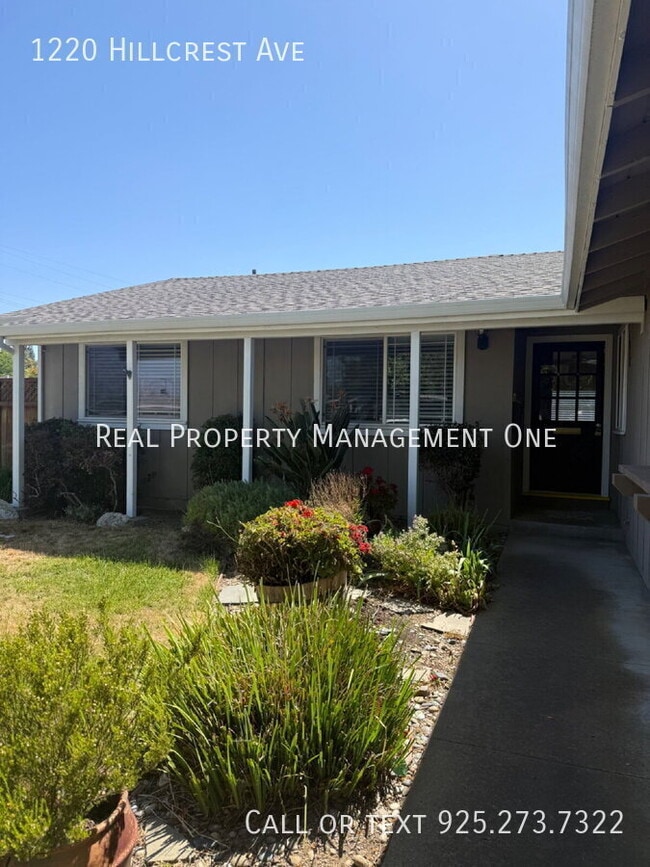Photo - 1220 Hillcrest Ave