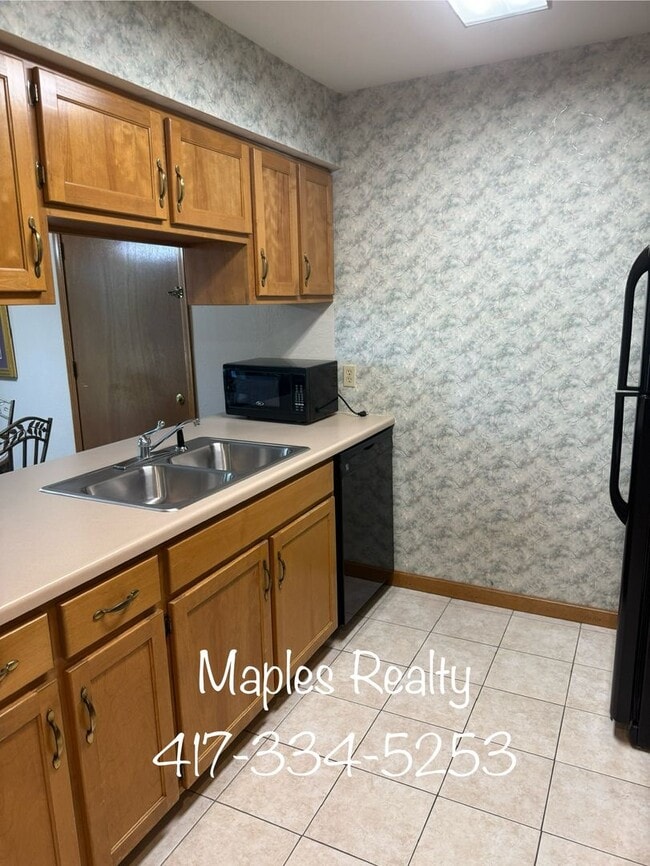 Photo - One bedroom FURNSIHED condo at Pointe Royale