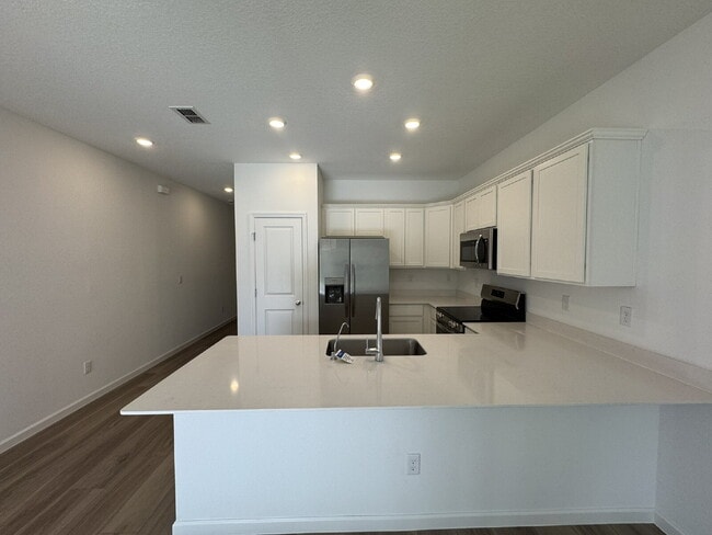 Photo - Holly Cove New Construction 4 Bedroom!!