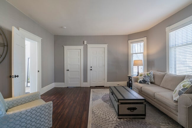 Photo - 552 Union Ave SE Unit 1