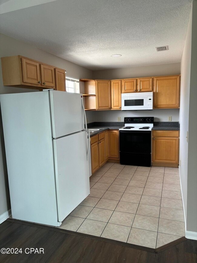 Photo - 3936 Long John Dr
