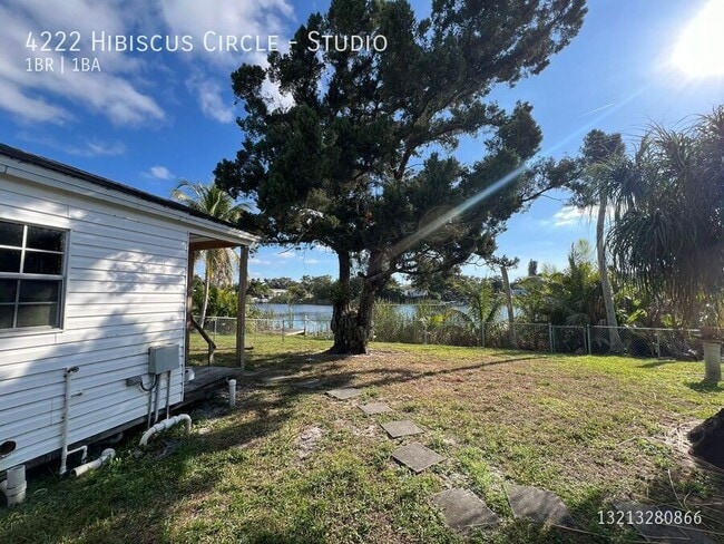 Photo - 4222 Hibiscus Cir Unidad Studio