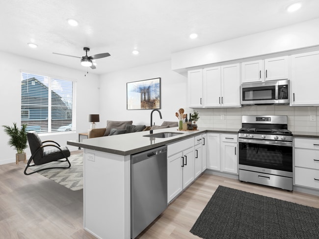 ICO Ridge Apartments & Townhomes