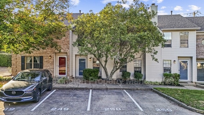 Photo - 3175 Kirklevington Dr