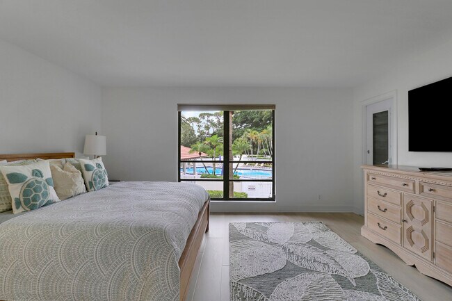 606 Brackenwood Cove