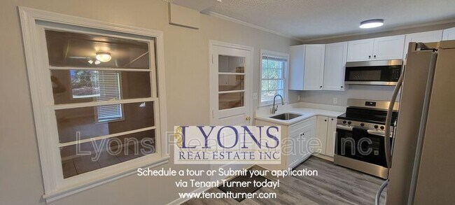 Photo - 718 Azalea Cir