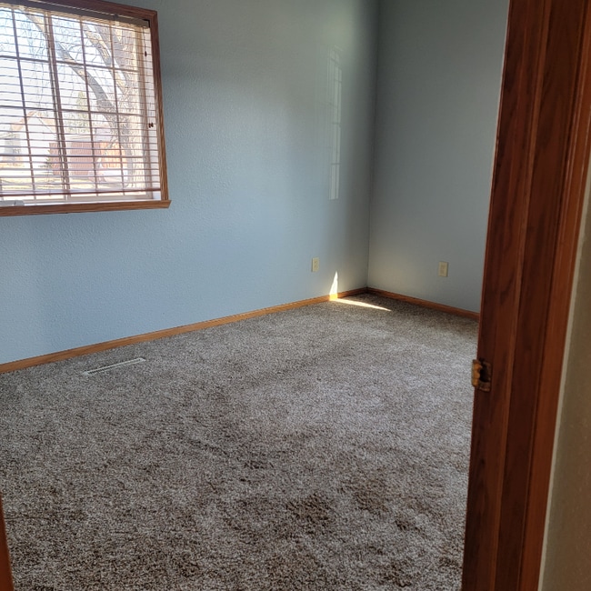 Photo - W240 County Rd H Unidad 2