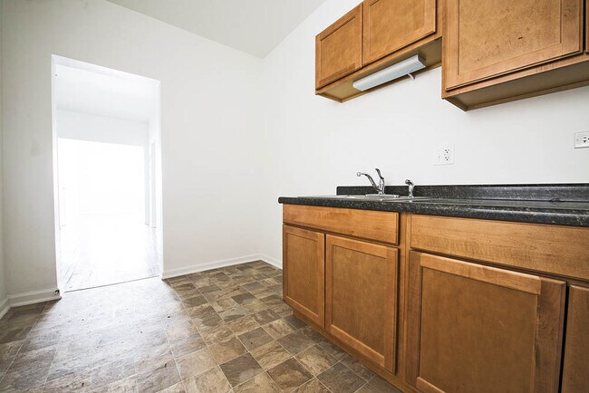 7254 S University
