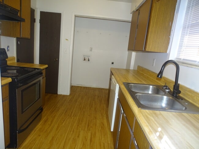 Photo - 252 SE Hanover Pl