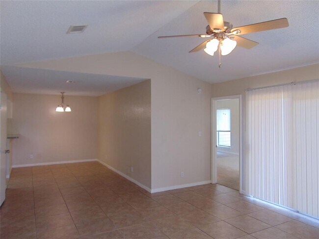 Photo - 217 Stowaway Cove