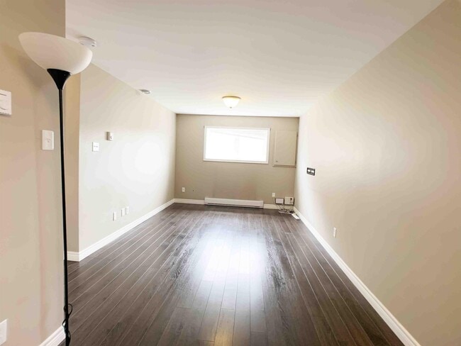 Photo - 55 Ladysmith Dr