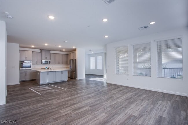 Photo - 2555 Hampton Rd Unit 4109