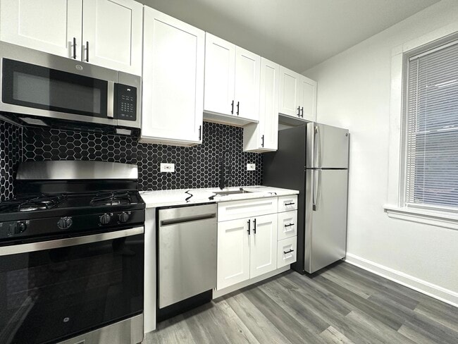 Photo - 2605 N Spaulding Ave