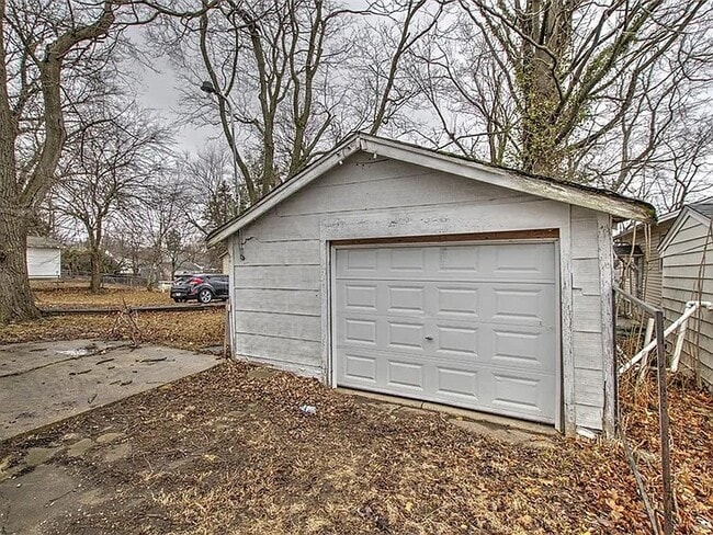 Photo - 1163 N Hill Ave