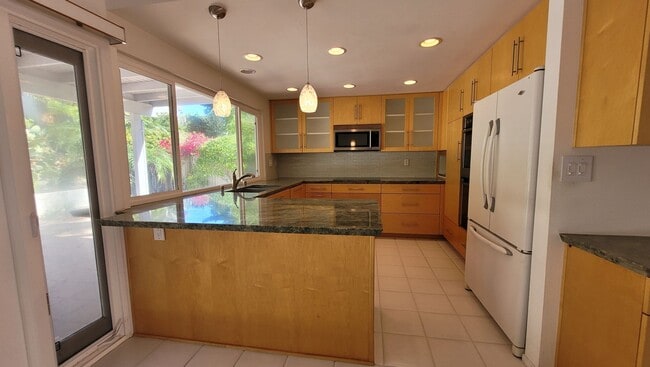 Photo - Beautifull 4 Bed 2 Bath In UTC Area