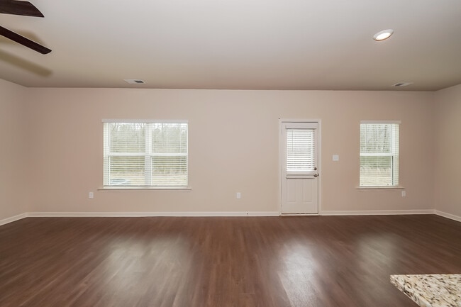 Photo - 580 Clover Cir