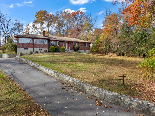 Photo - 117 Church Hill Rd