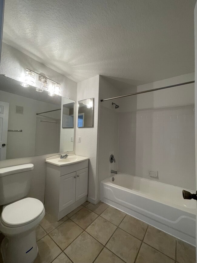 Photo - 8915 Latrec Avenue Unit 2-307