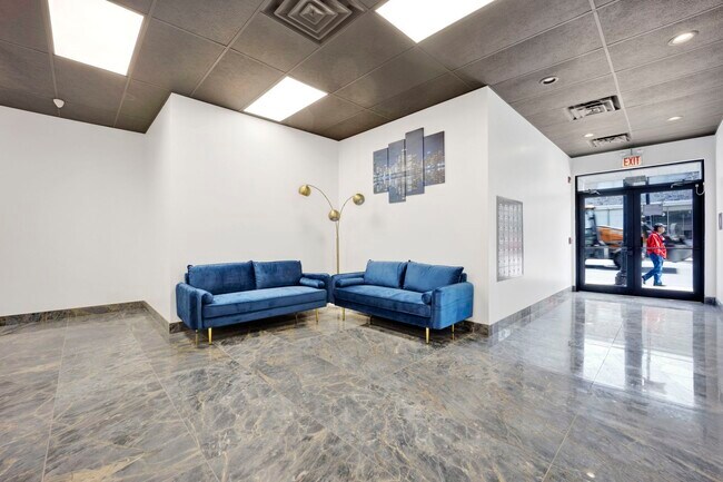 Photo - 4350 W Lawrence Ave Unit 405