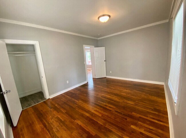 Photo - 800 Clancy Ave NE Unidad 1