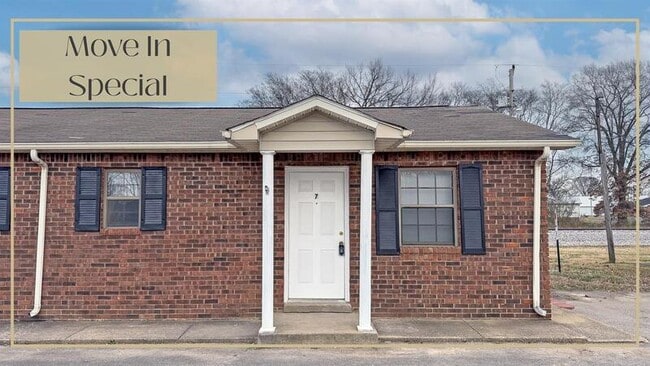 Building Photo - 7-407 Thompsonville Ln