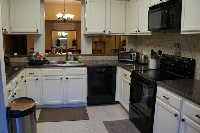 Building Photo - 1707 Gingerleaf Ln Rental
