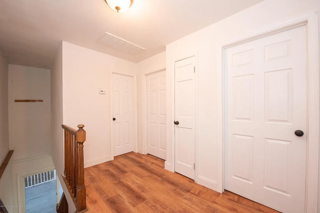 Photo - 32 Franklin Avenue