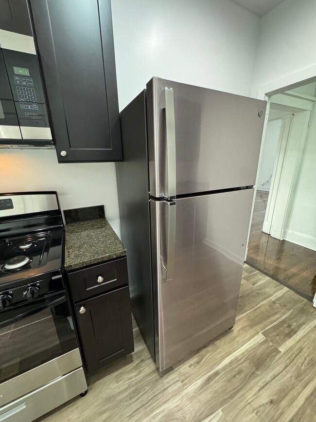 5005 W Ferdinand St Unit 5007 w unit #1