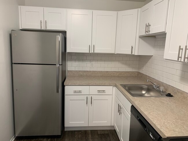 Photo - Coach House Apartments