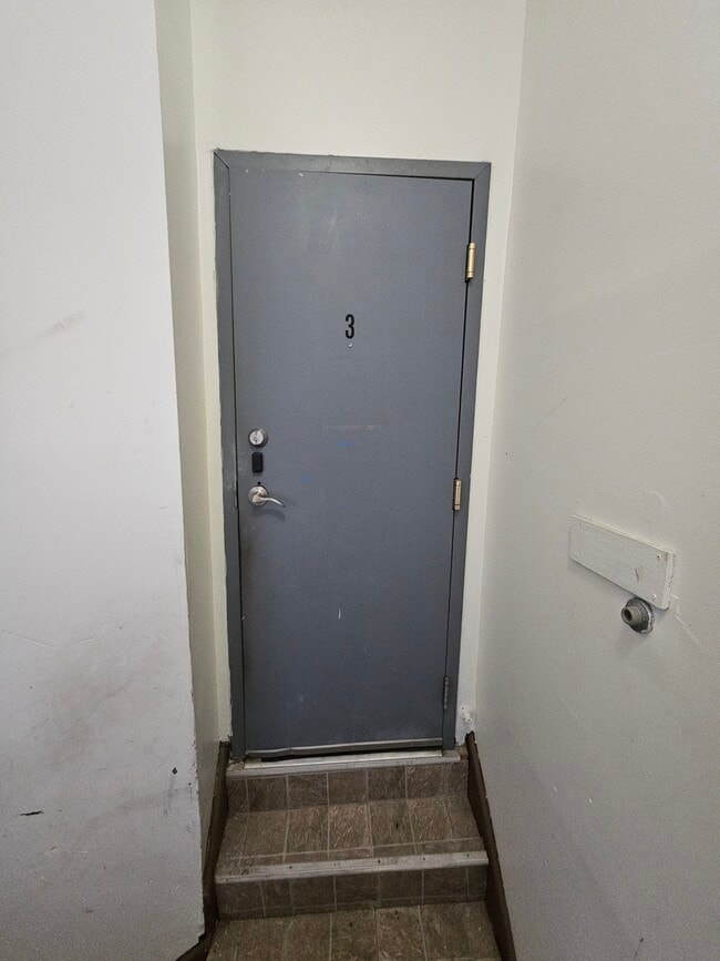 Photo - 628-630 Brandon St