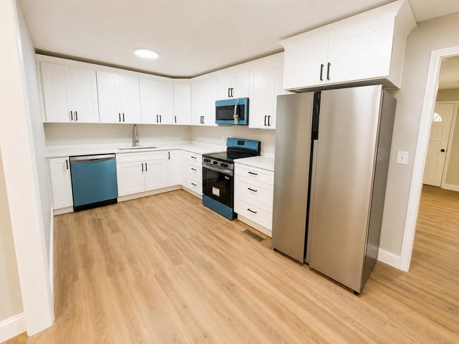 Photo - 631 Medlin Rd NW