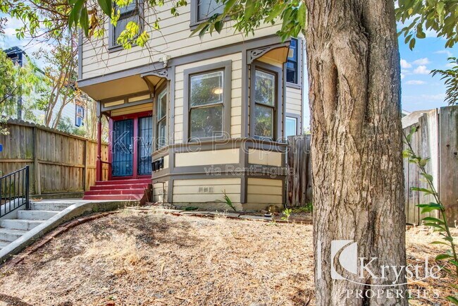 Photo - 709 Carolina St